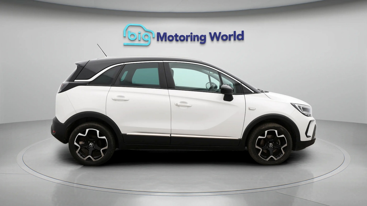 Used Vauxhall Crossland 2022 for sale - 77445839: Photo 8