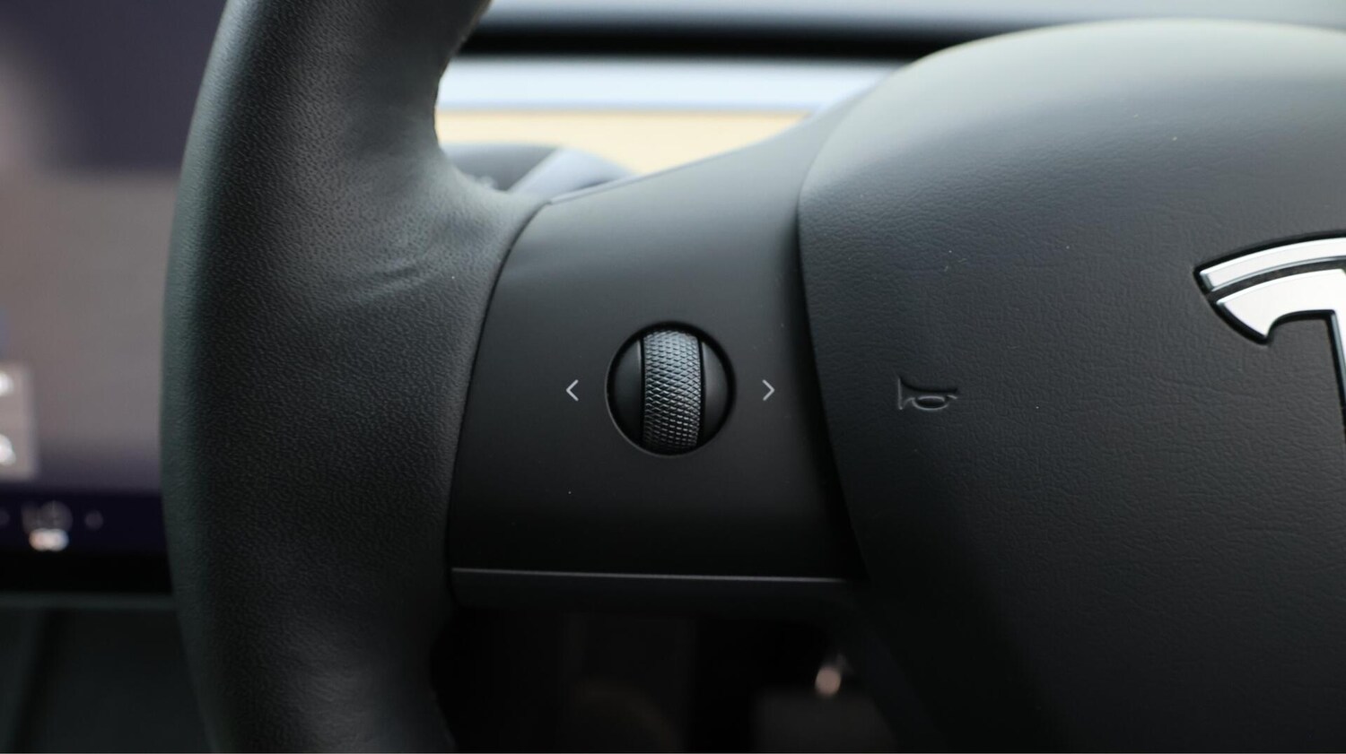 Used Tesla Model Y 2022 for sale - 76199861: Photo 24