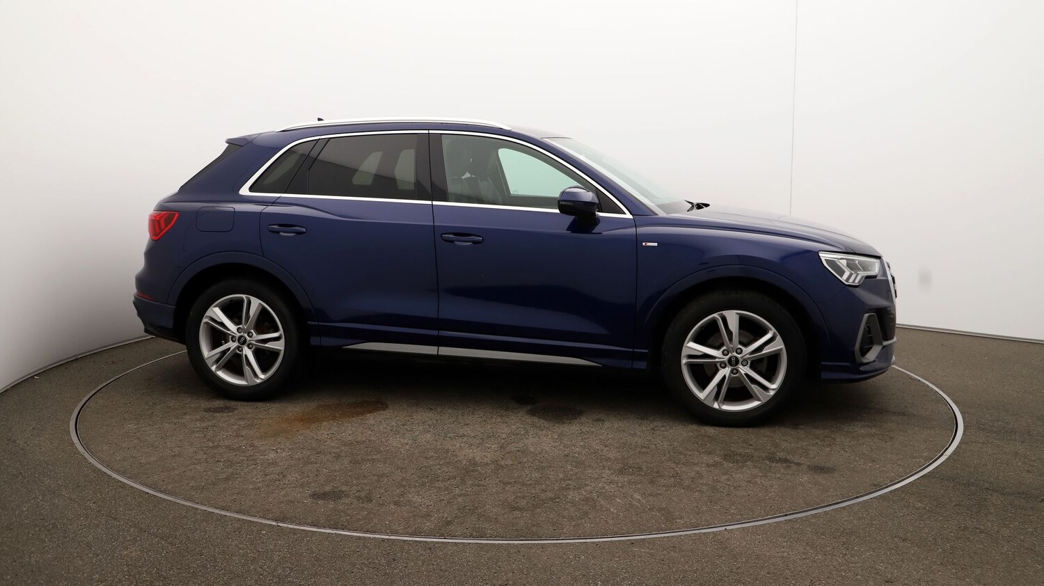 Used Audi Q3 for sale - 76811700: Photo 42