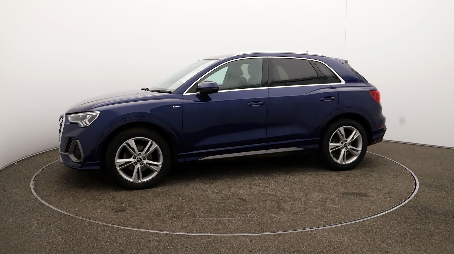 Used Audi Q3 for sale - 76811700: Photo 60