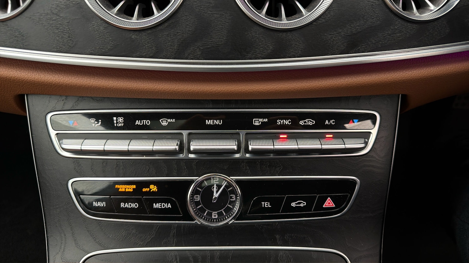 Used Mercedes-Benz E Class 2019 for sale - 77902638: Photo 11