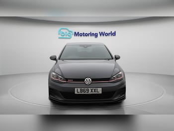 Used Volkswagen Golf 2019 for sale - 75449912: Photo