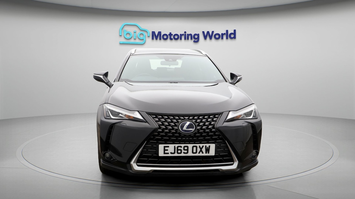 Used Lexus UX 2020 for sale - 77214750: Photo 2