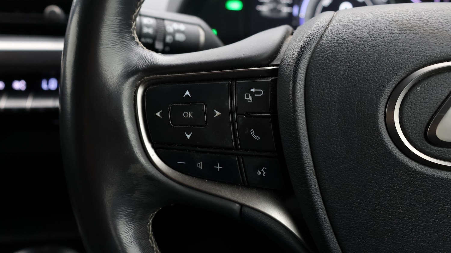 Used Lexus UX 2020 for sale - 77214750: Photo 23