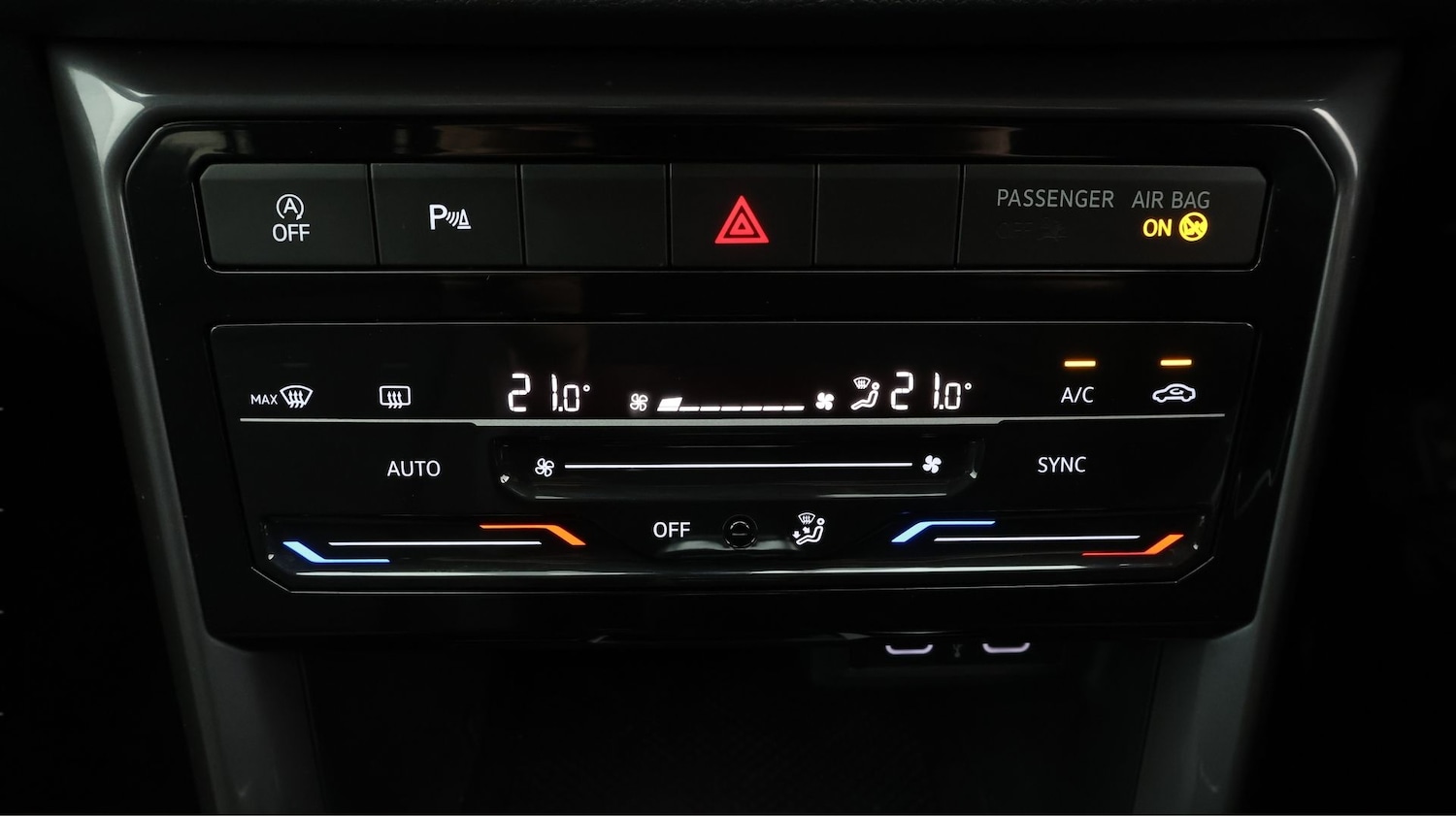 Used Volkswagen T-Cross 2023 for sale - 77610182: Photo 12