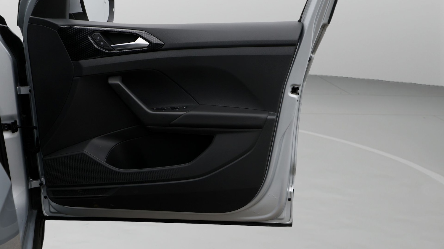 Used Volkswagen T-Cross 2023 for sale - 77610182: Photo 15