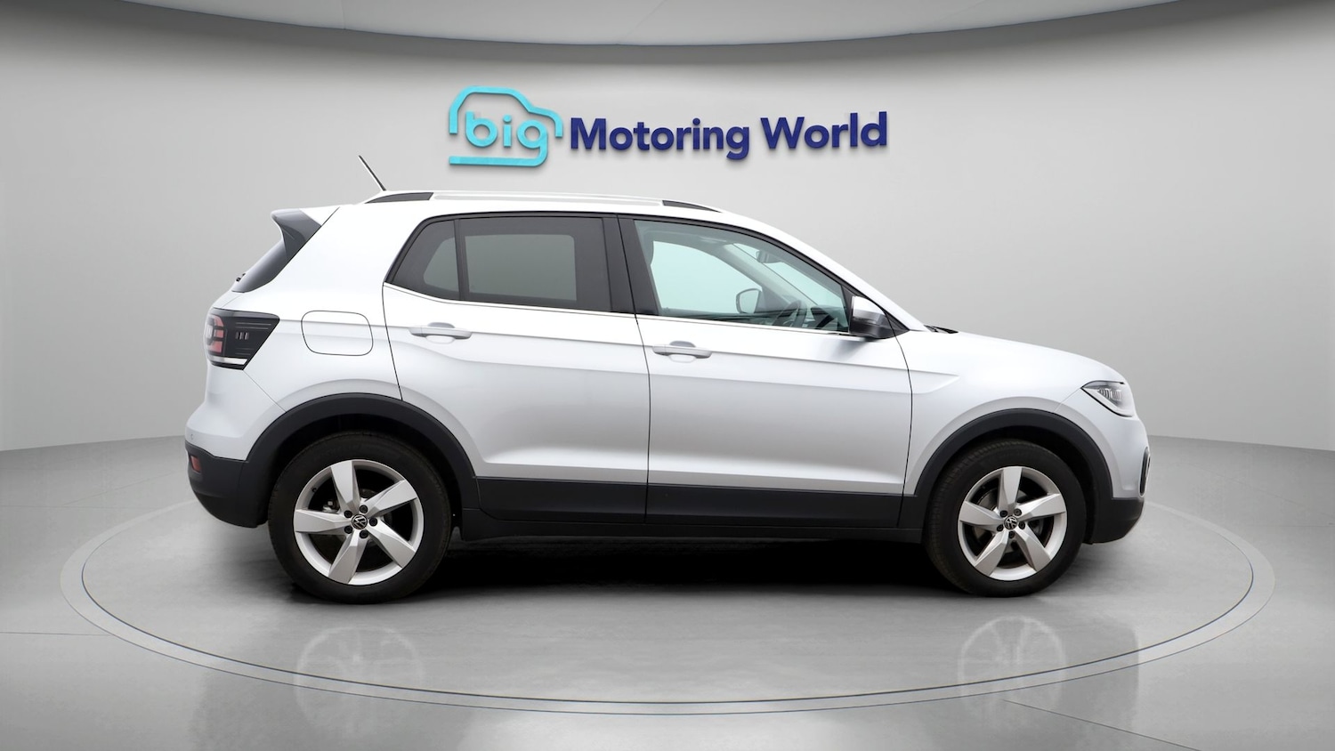 Used Volkswagen T-Cross 2023 for sale - 77610182: Photo 8