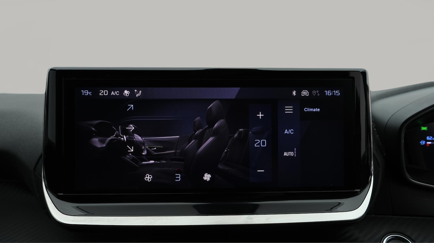 Used Peugeot 2008 2023 for sale - 76259572: Photo 13