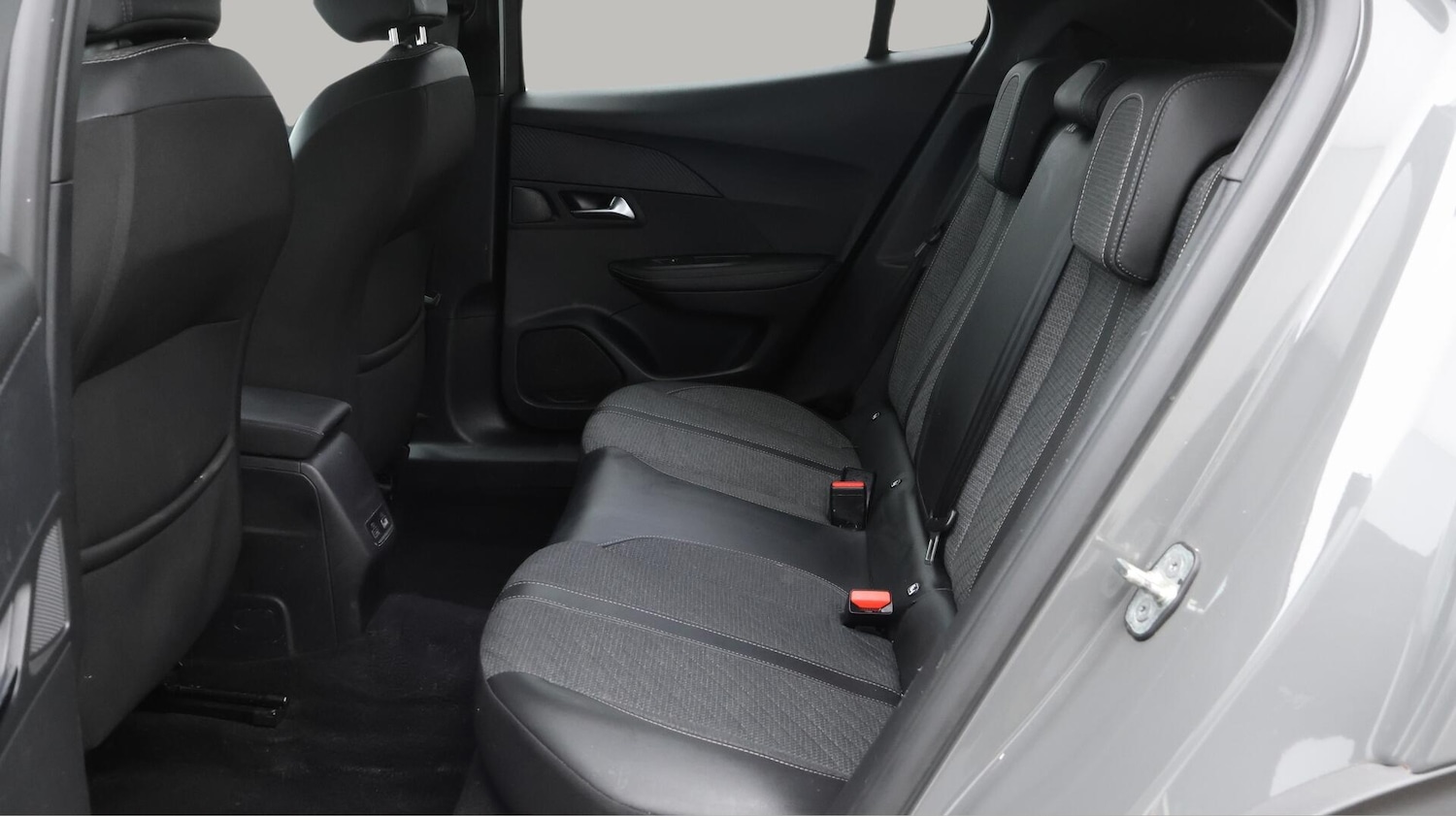 Used Peugeot 2008 2023 for sale - 76259572: Photo 17