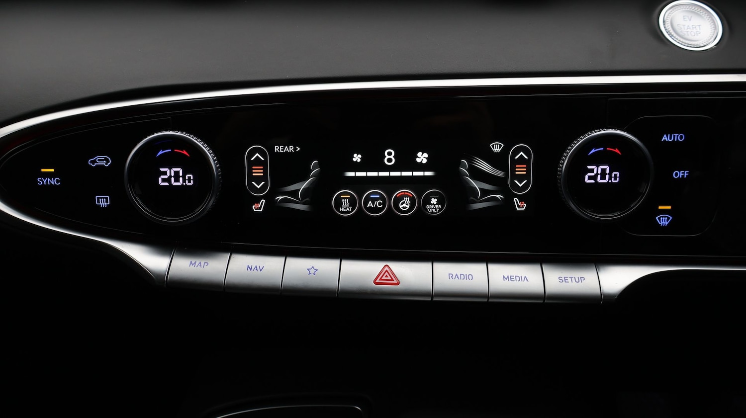 Used Genesis GV70 2024 for sale - 77367534: Photo 12