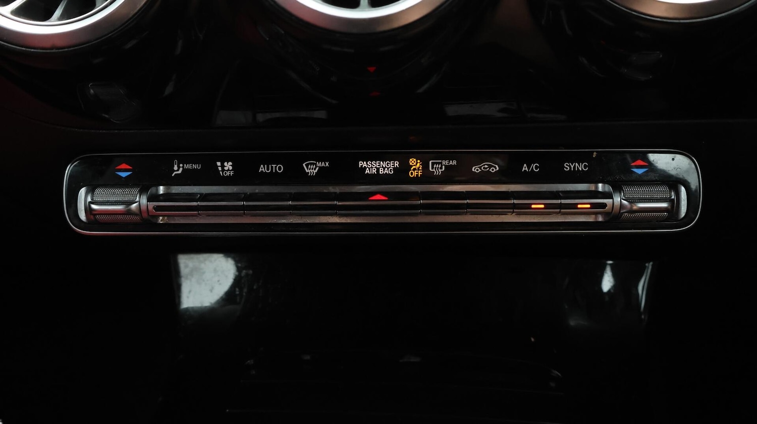 Used Mercedes-Benz CLA 2020 for sale - 76032173: Photo 13