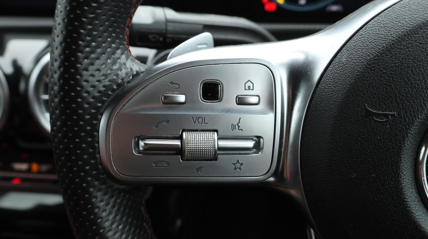 Used Mercedes-Benz CLA 2020 for sale - 76032173: Photo 24