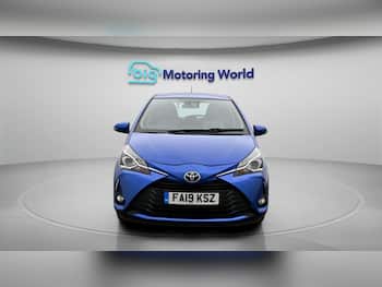Used Toyota Yaris 2019 for sale - 79672920: Photo