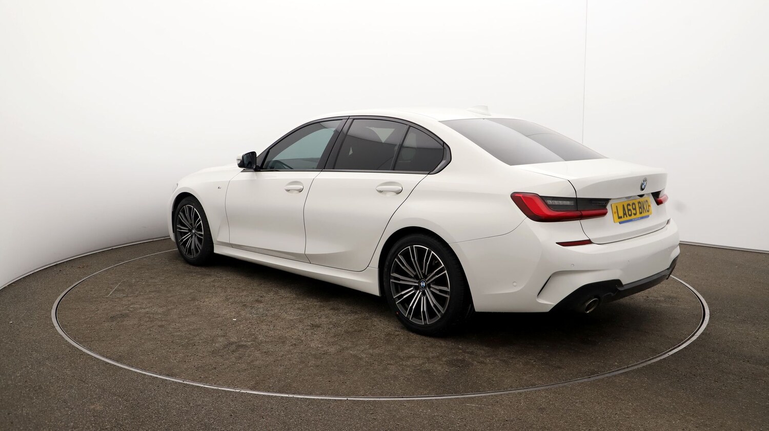 Used BMW 3 Series 2019 for sale - 76809697: Photo 56