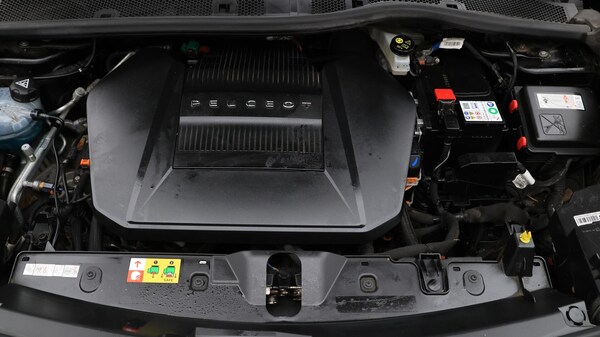 Used Peugeot E-2008 2021 for sale - 76247465: Photo 20