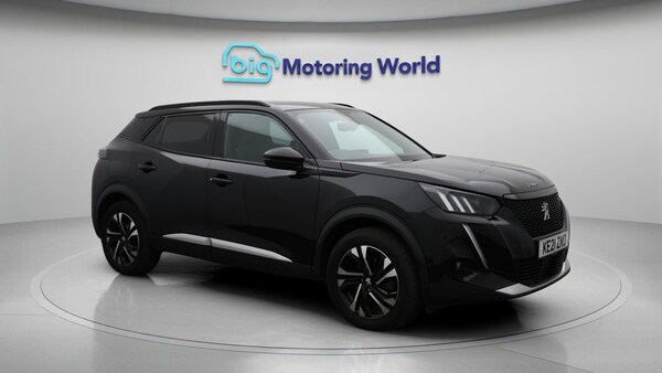 Used Peugeot E-2008 2021 for sale - 76247465: Photo 2
