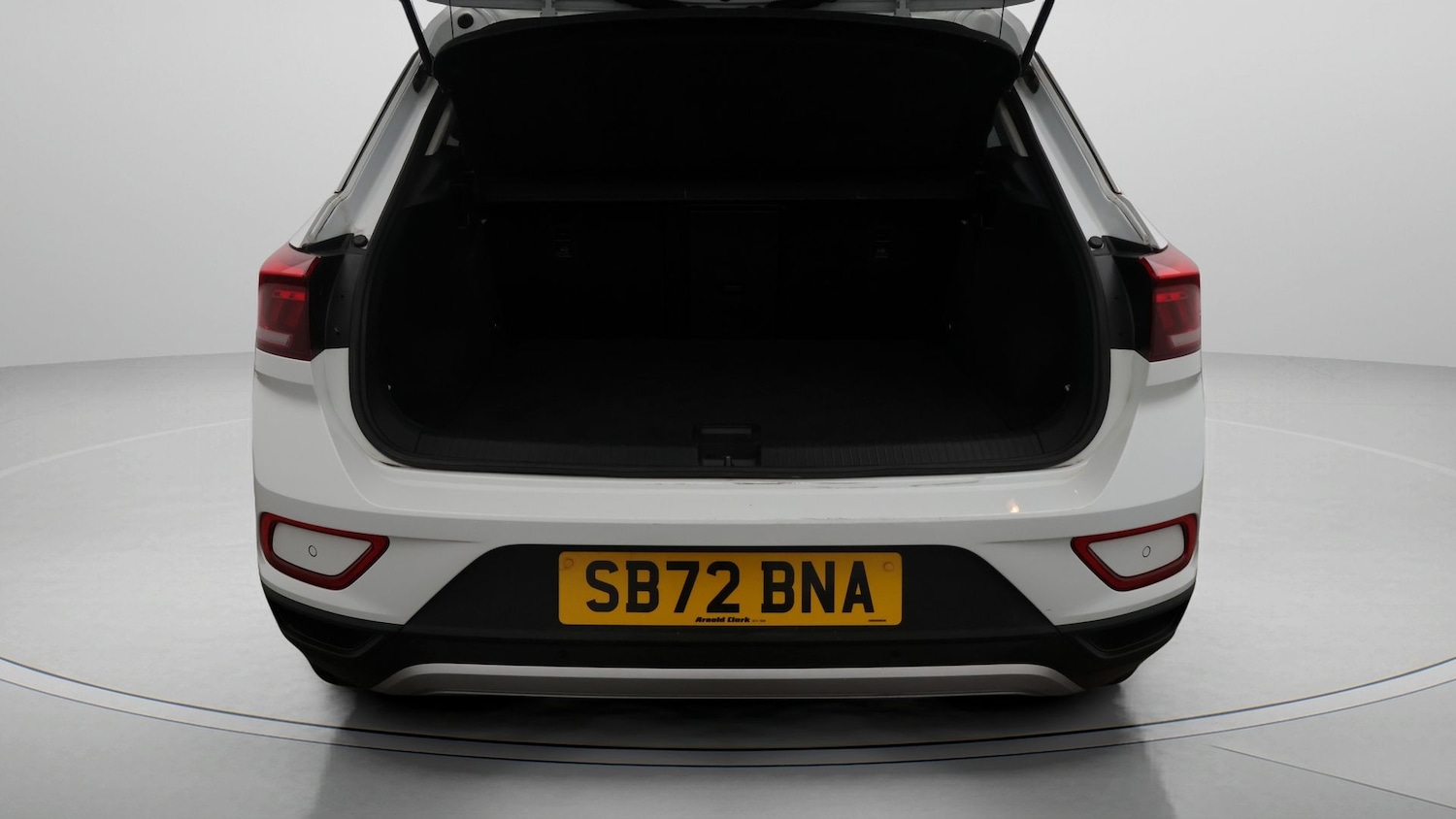 Used Volkswagen T-Roc 2023 for sale - 77618601: Photo 17