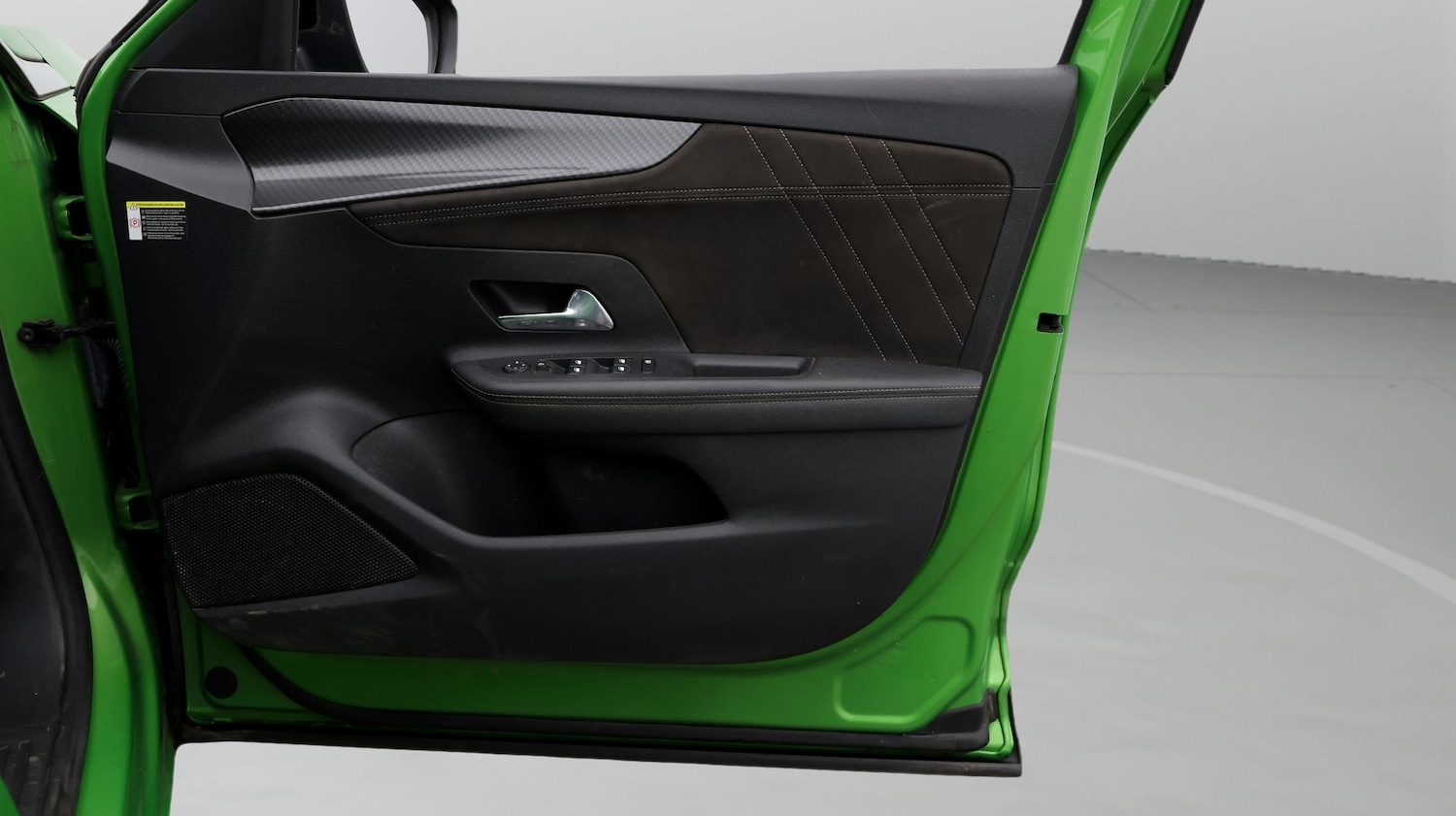 Used Vauxhall Mokka Electric 2022 for sale - 77902651: Photo 15