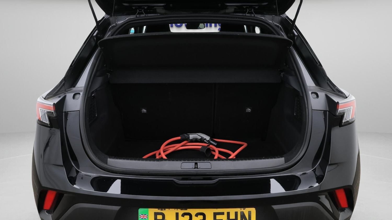 Used Vauxhall Mokka Electric 2023 for sale - 76388669: Photo 18