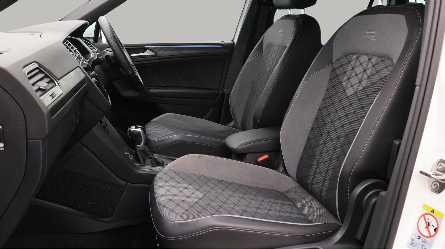 Used Volkswagen Tiguan 2021 for sale - 76284190: Photo 15