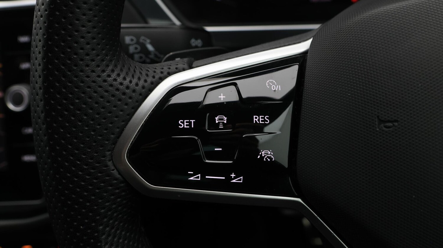 Used Volkswagen Tiguan 2021 for sale - 76284190: Photo 24