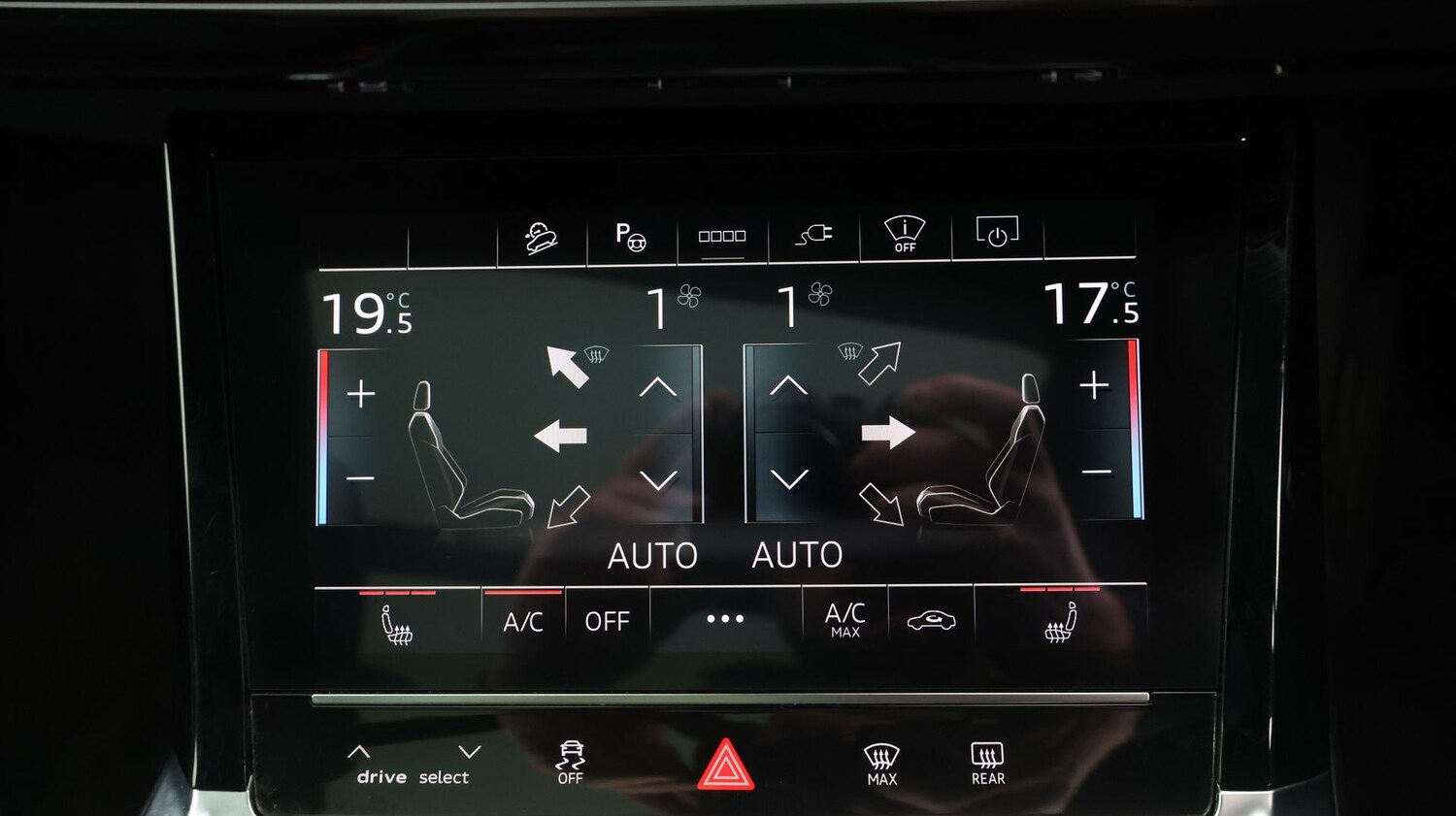 Used Audi Q8 2023 for sale - 77474594: Photo 12