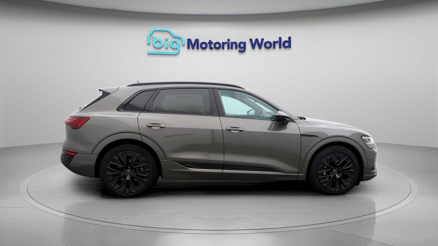 Used Audi Q8 2023 for sale - 77474594: Photo 8