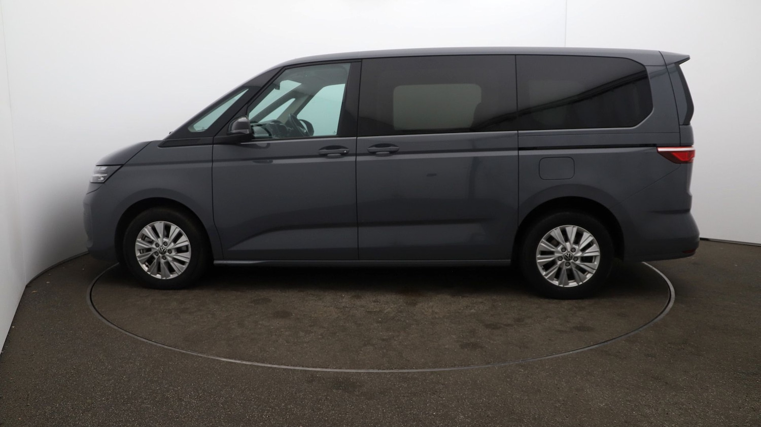 Used Volkswagen Multivan for sale - 76809666: Photo 60
