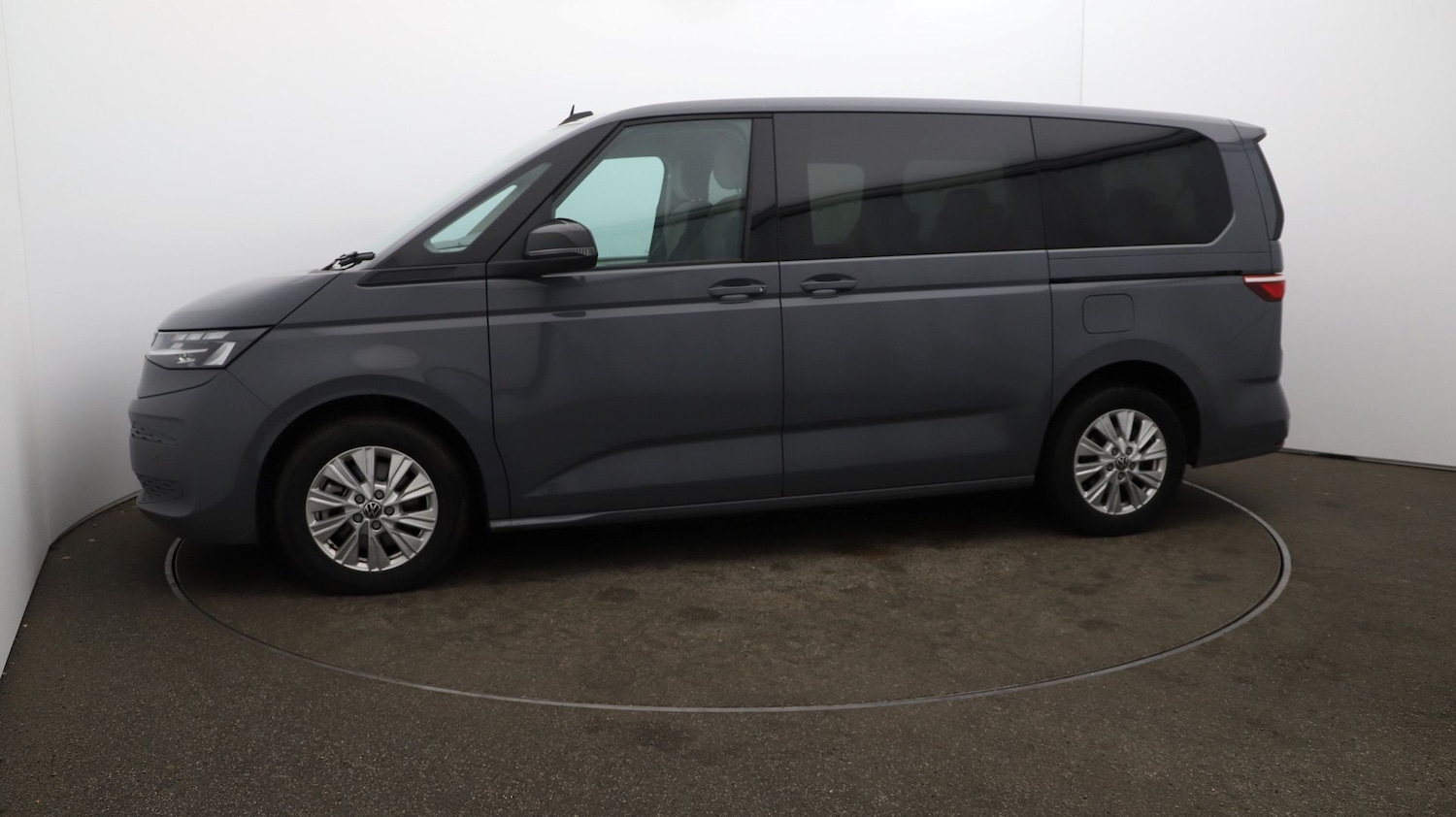 Used Volkswagen Multivan for sale - 76809666: Photo 62