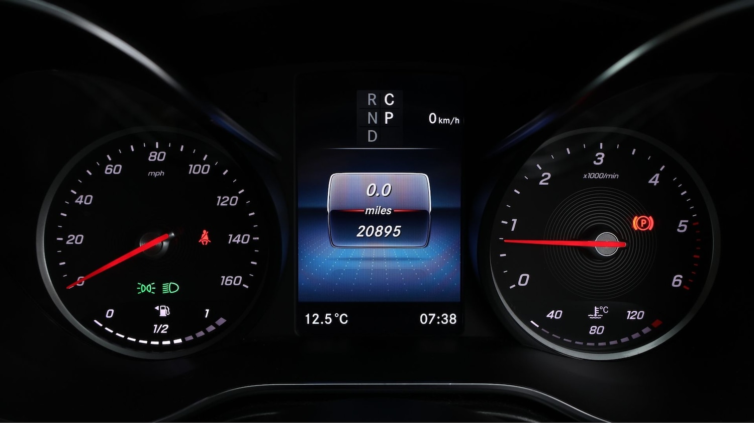 Used Mercedes-Benz V-Class 2023 for sale - 77404693: Photo 10