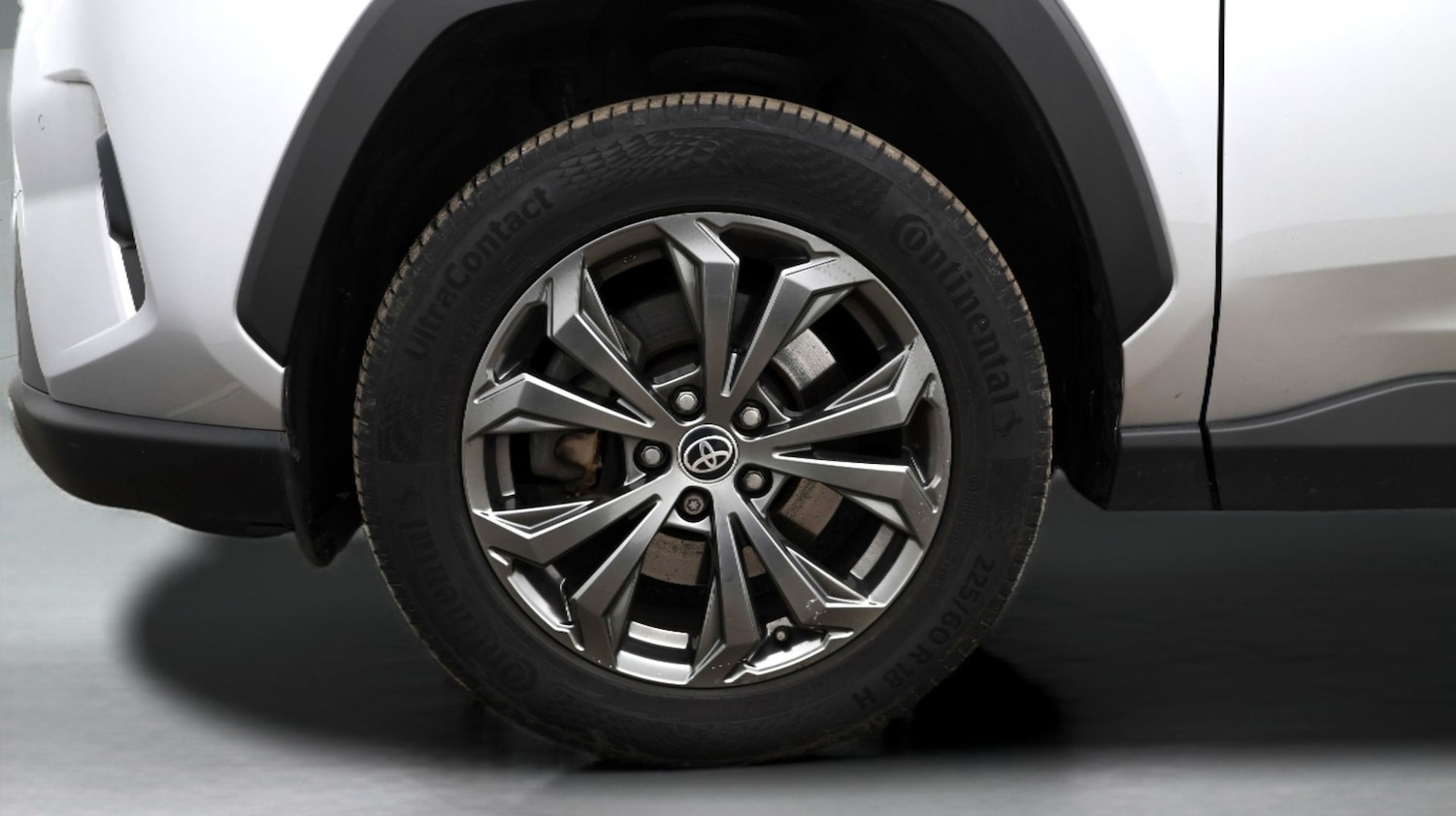 Used Toyota RAV4 2023 for sale - 77460129: Photo 18