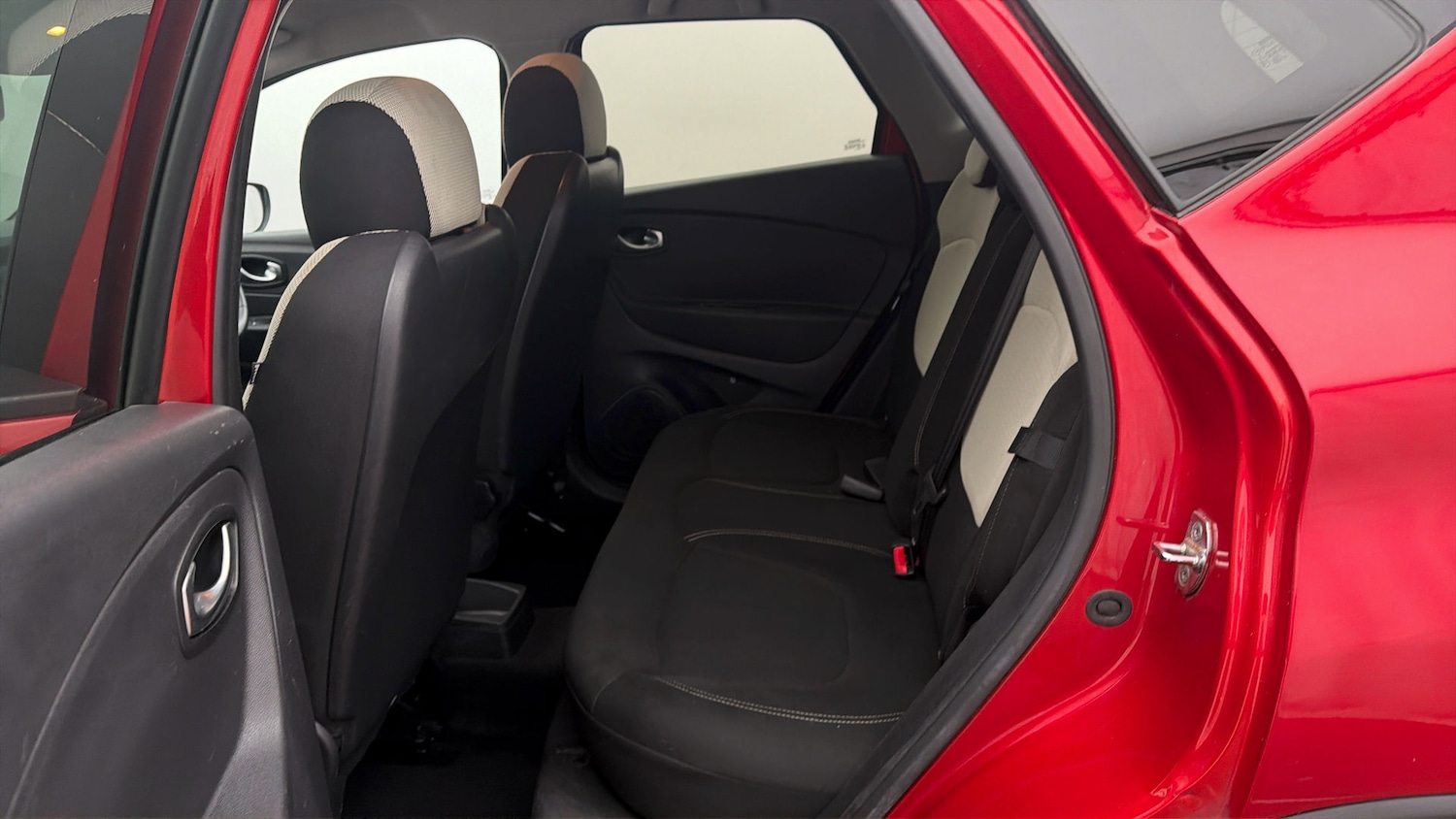 Used Renault Captur 2019 for sale - 78067099: Photo 15