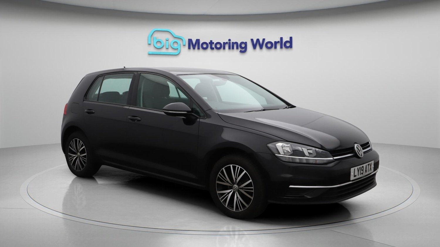 Used Volkswagen Golf for sale - 76701593: Photo 2