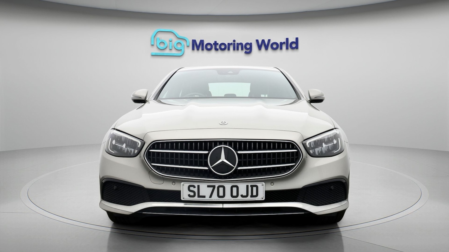 Used Mercedes-Benz E Class for sale - 78225467: Photo 2