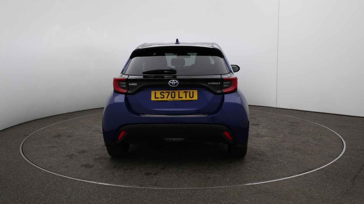 Used Toyota Yaris 2020 for sale - 76108964: Photo 55