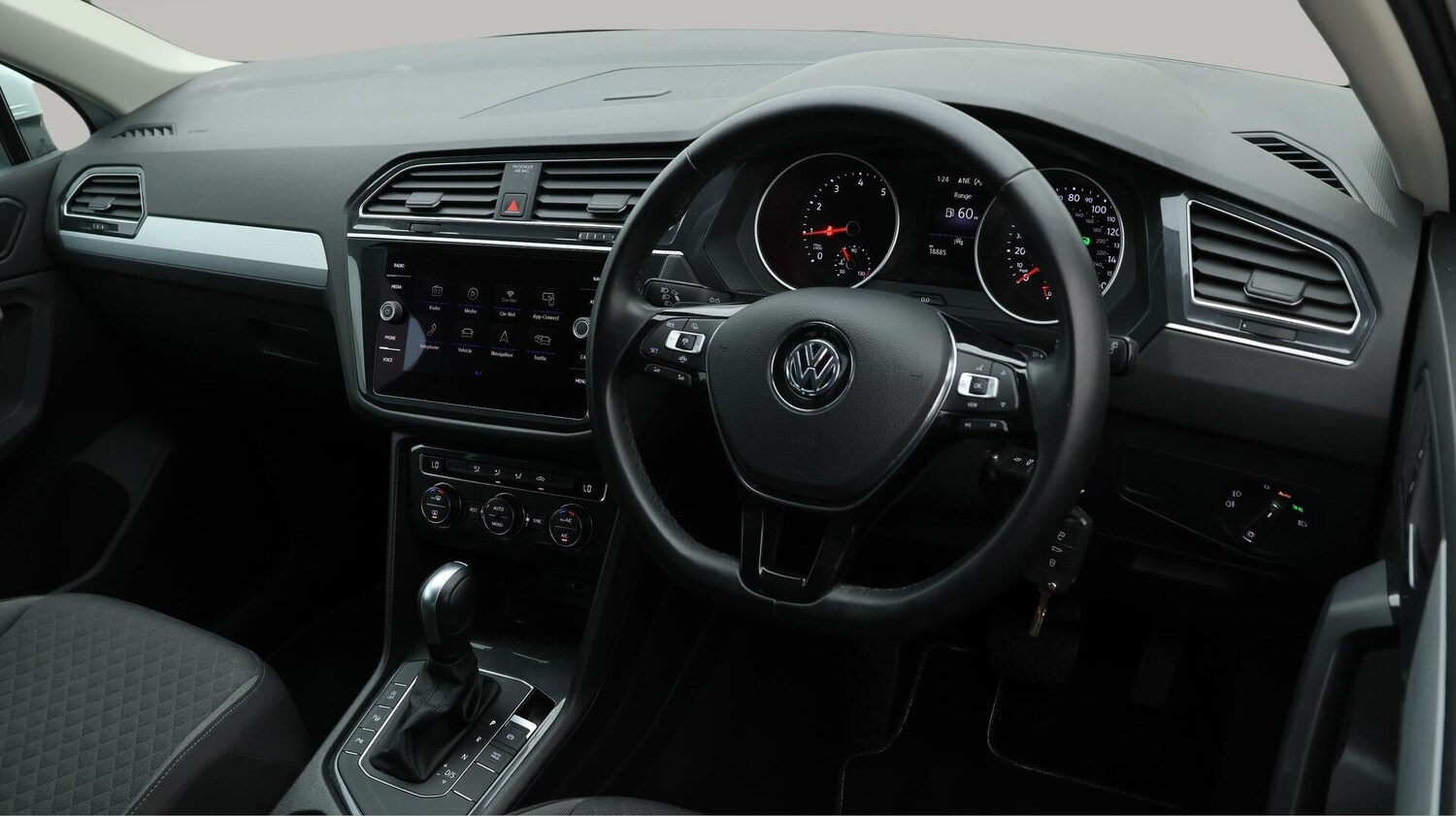 Used Volkswagen Tiguan 2020 for sale - 75965342: Photo 10