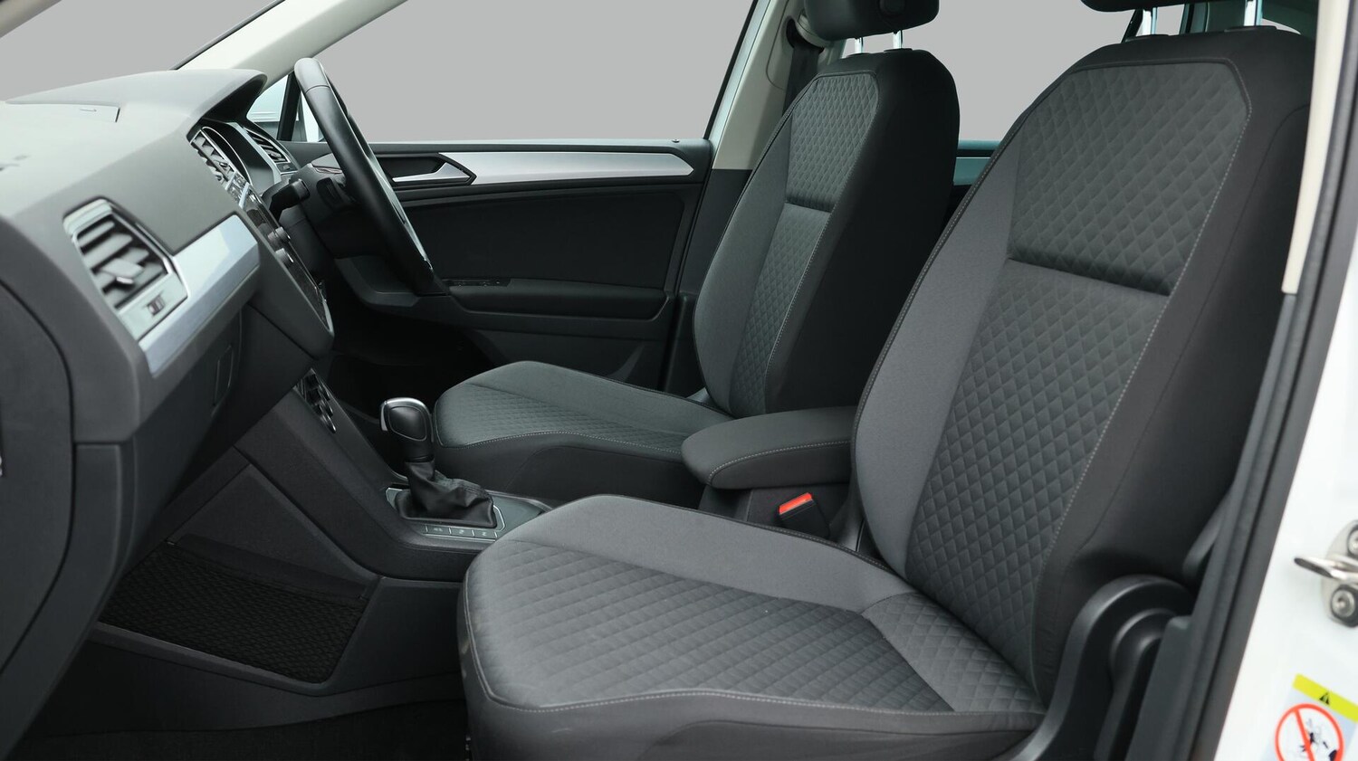 Used Volkswagen Tiguan 2020 for sale - 75965342: Photo 15