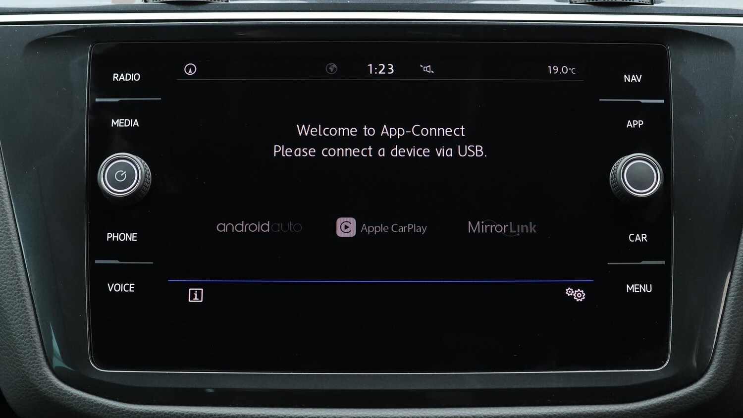 Used Volkswagen Tiguan 2020 for sale - 75965342: Photo 24