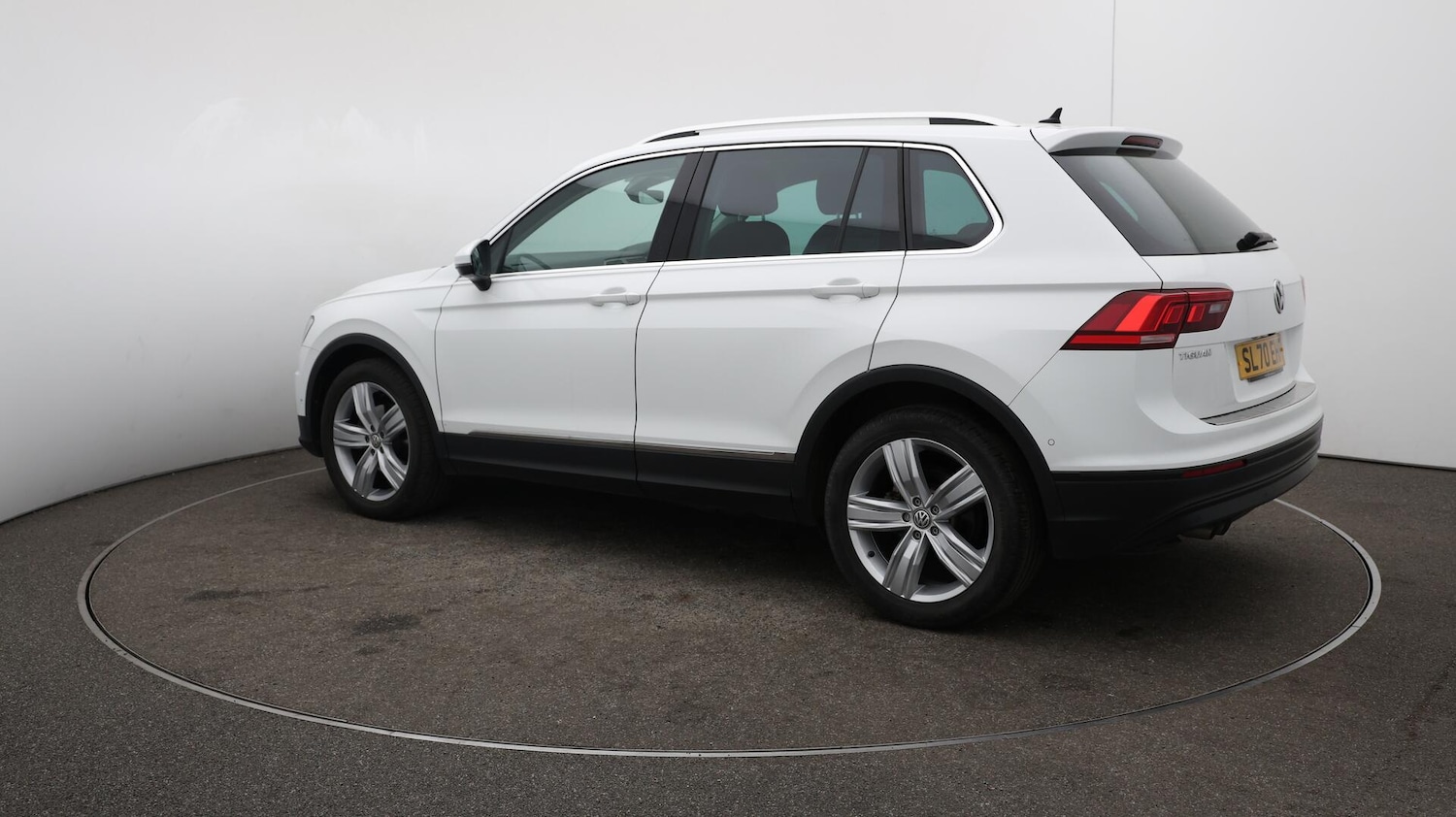 Used Volkswagen Tiguan 2020 for sale - 75965342: Photo 34