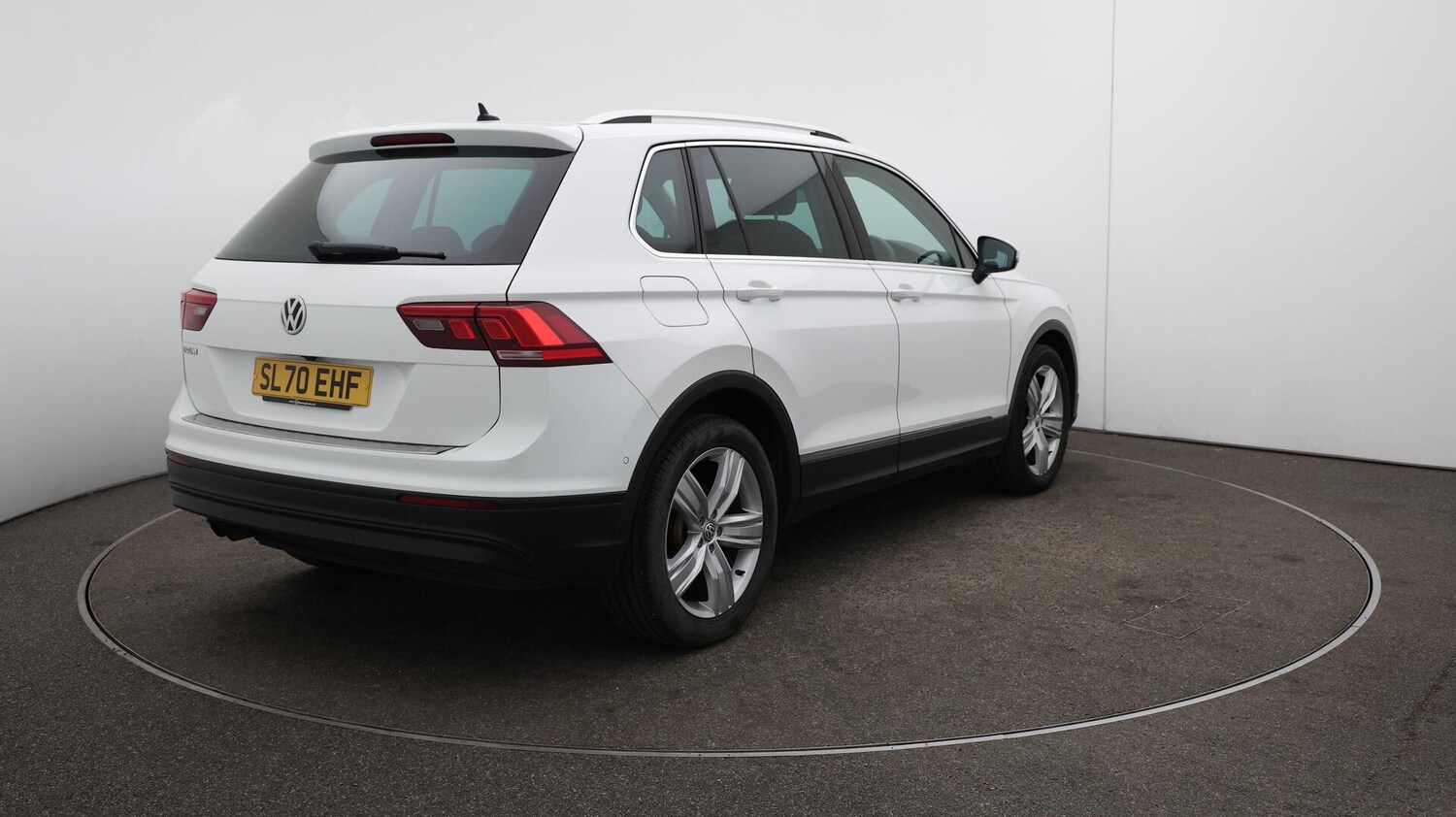 Used Volkswagen Tiguan 2020 for sale - 75965342: Photo 53