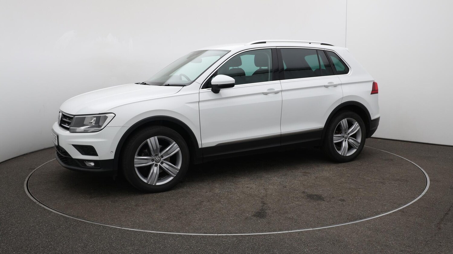 Used Volkswagen Tiguan 2020 for sale - 75965342: Photo 66