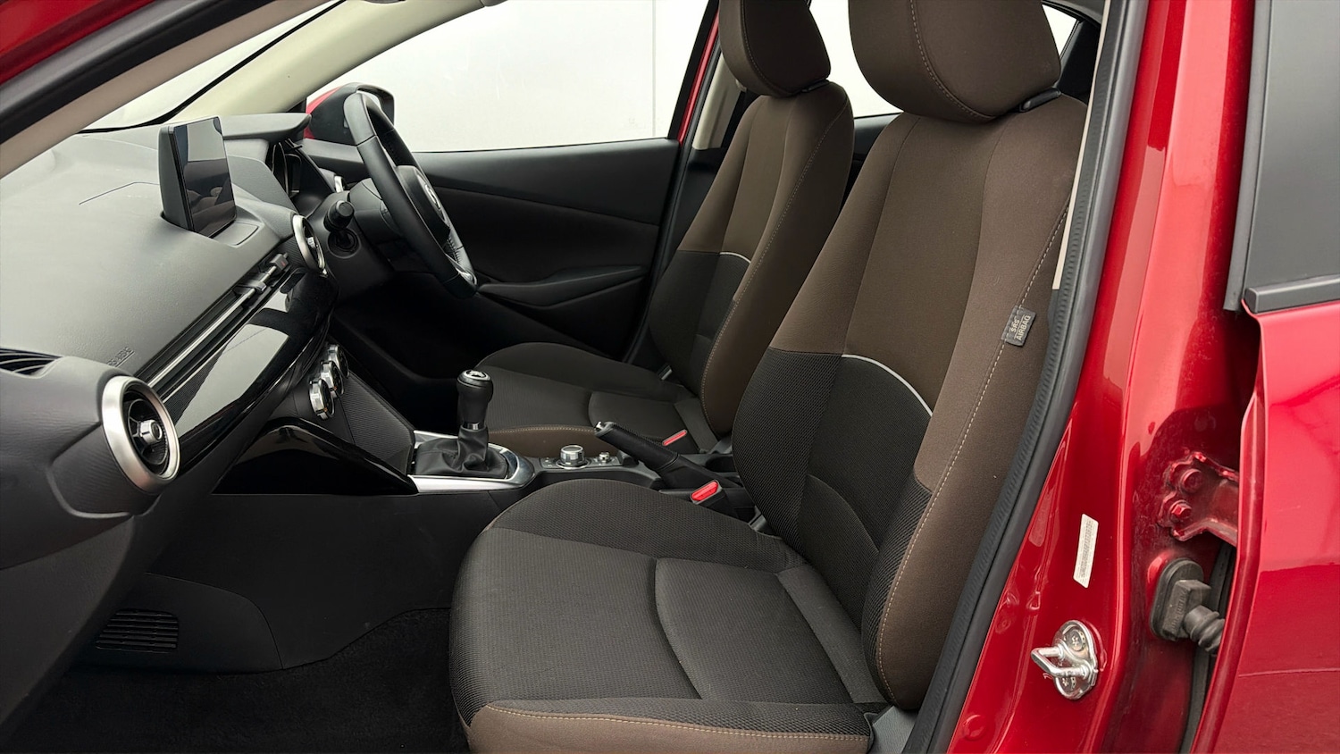 Used Mazda Mazda2 2023 for sale - 77997021: Photo 13