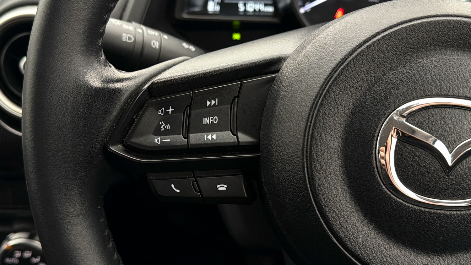 Used Mazda Mazda2 2023 for sale - 77997021: Photo 21