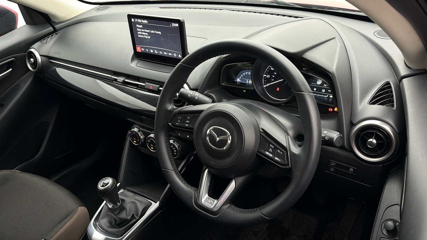 Used Mazda Mazda2 2023 for sale - 77997021: Photo 9