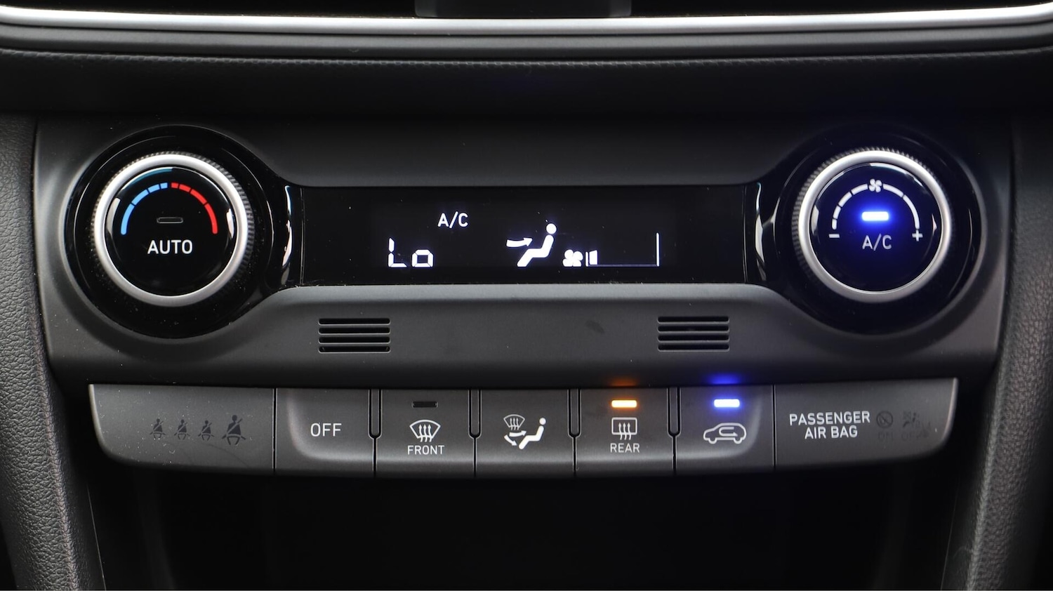 Used Hyundai KONA 2020 for sale - 76432249: Photo 13