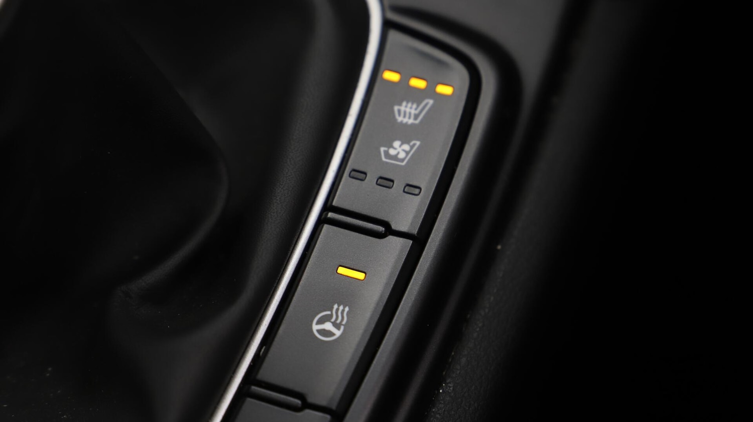 Used Hyundai KONA 2020 for sale - 76432249: Photo 28