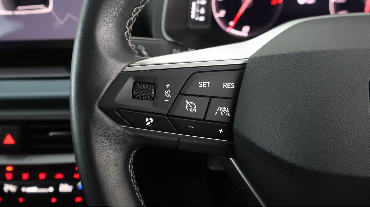 Used SEAT Arona 2023 for sale - 77688179: Photo 22