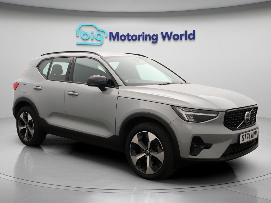 Used Volvo XC40 2024 for sale - 76810327: Photo 2