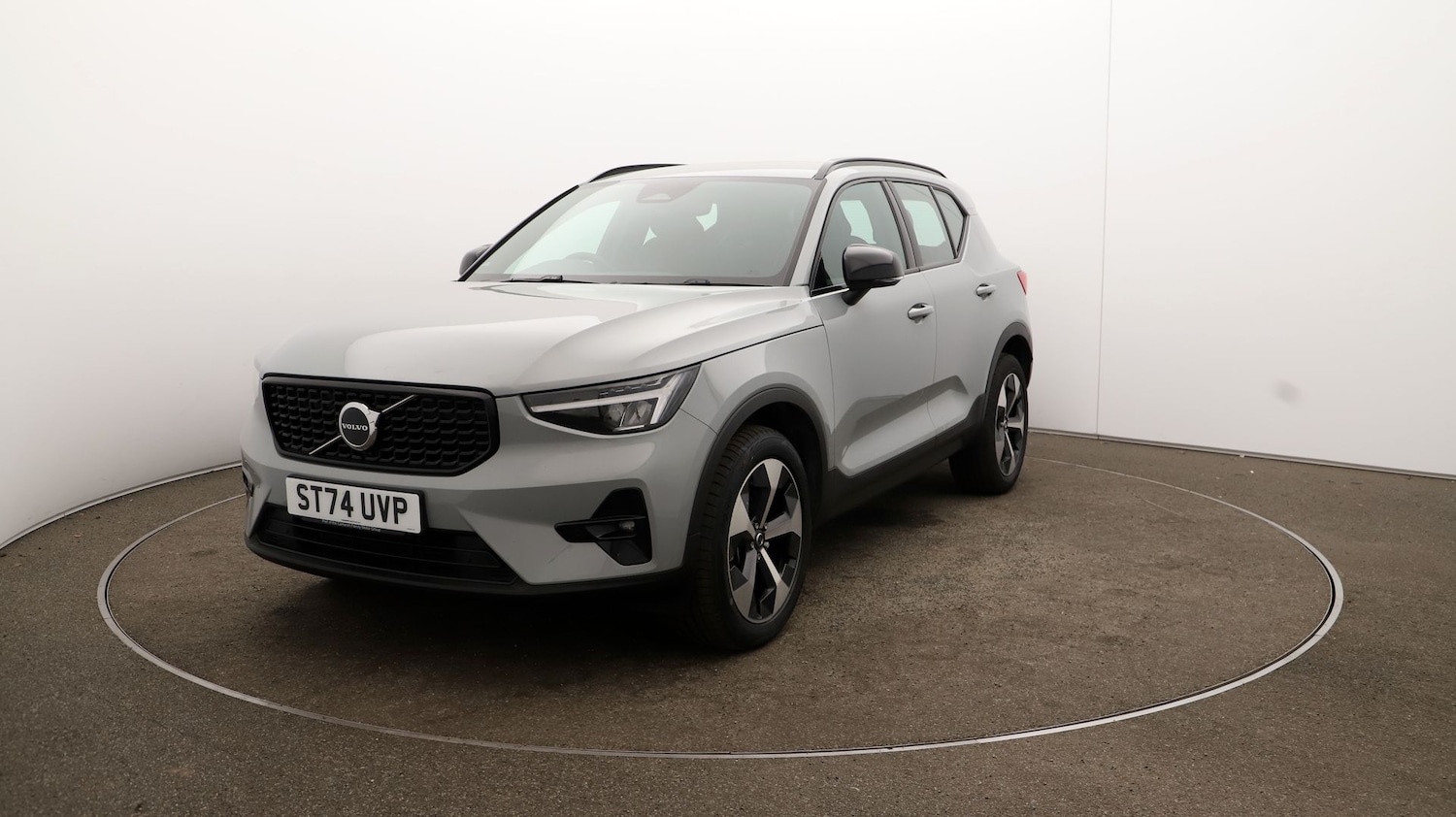 Used Volvo XC40 2024 for sale - 76810327: Photo 29