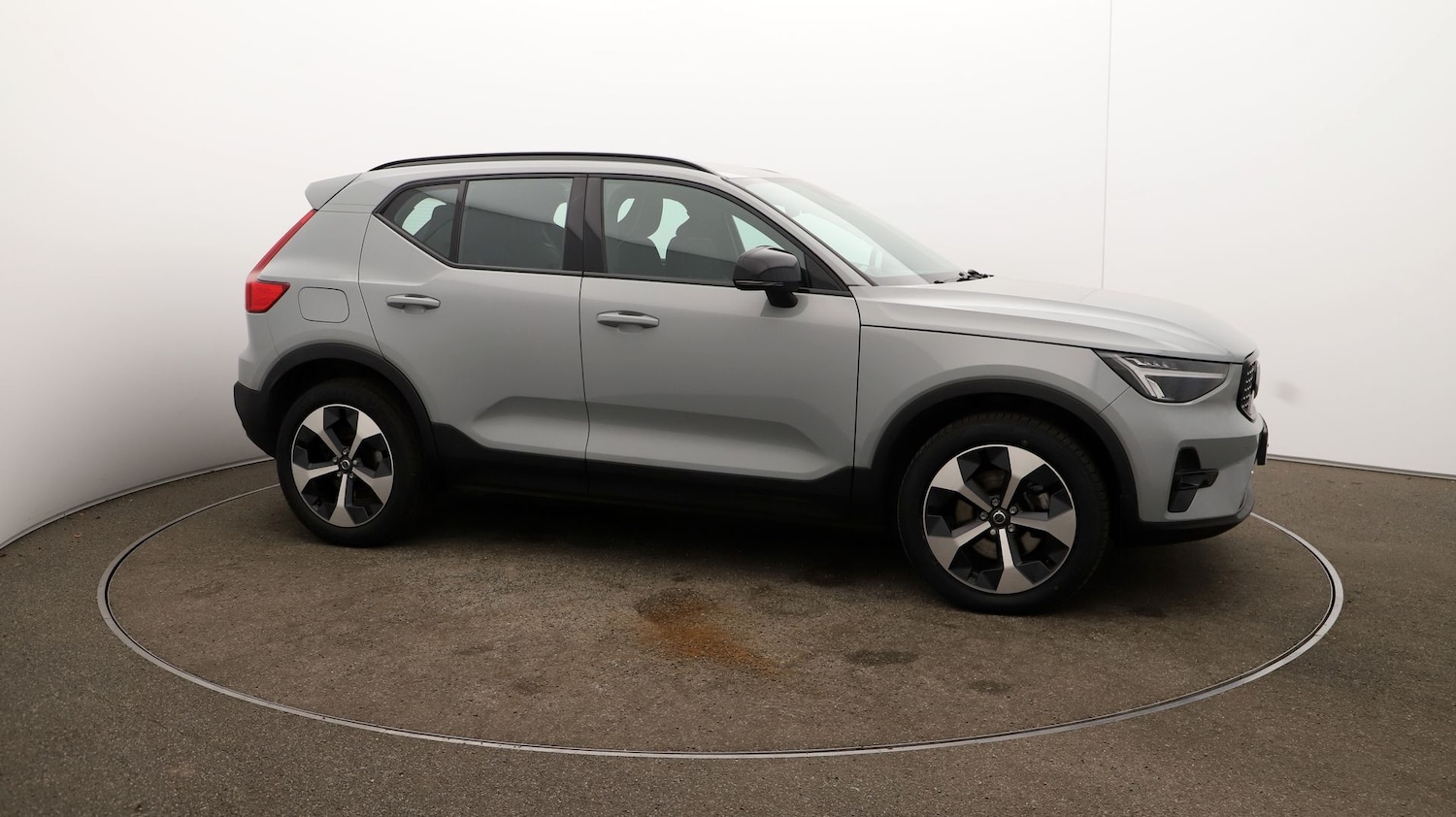 Used Volvo XC40 2024 for sale - 76810327: Photo 38